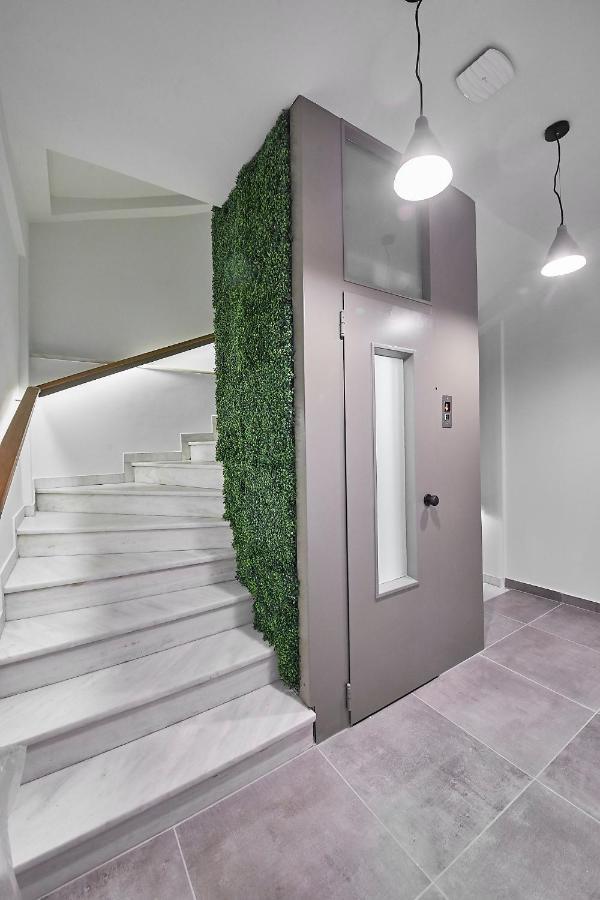 Stay In A Hip Decorated Studio Near Acropolis! Athens Ngoại thất bức ảnh