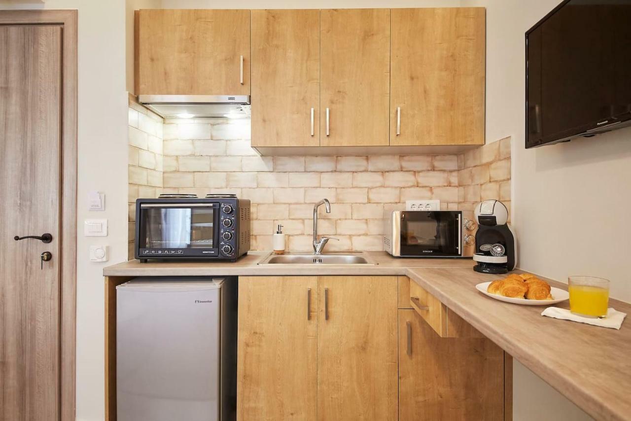 Stay In A Hip Decorated Studio Near Acropolis! Athens Ngoại thất bức ảnh